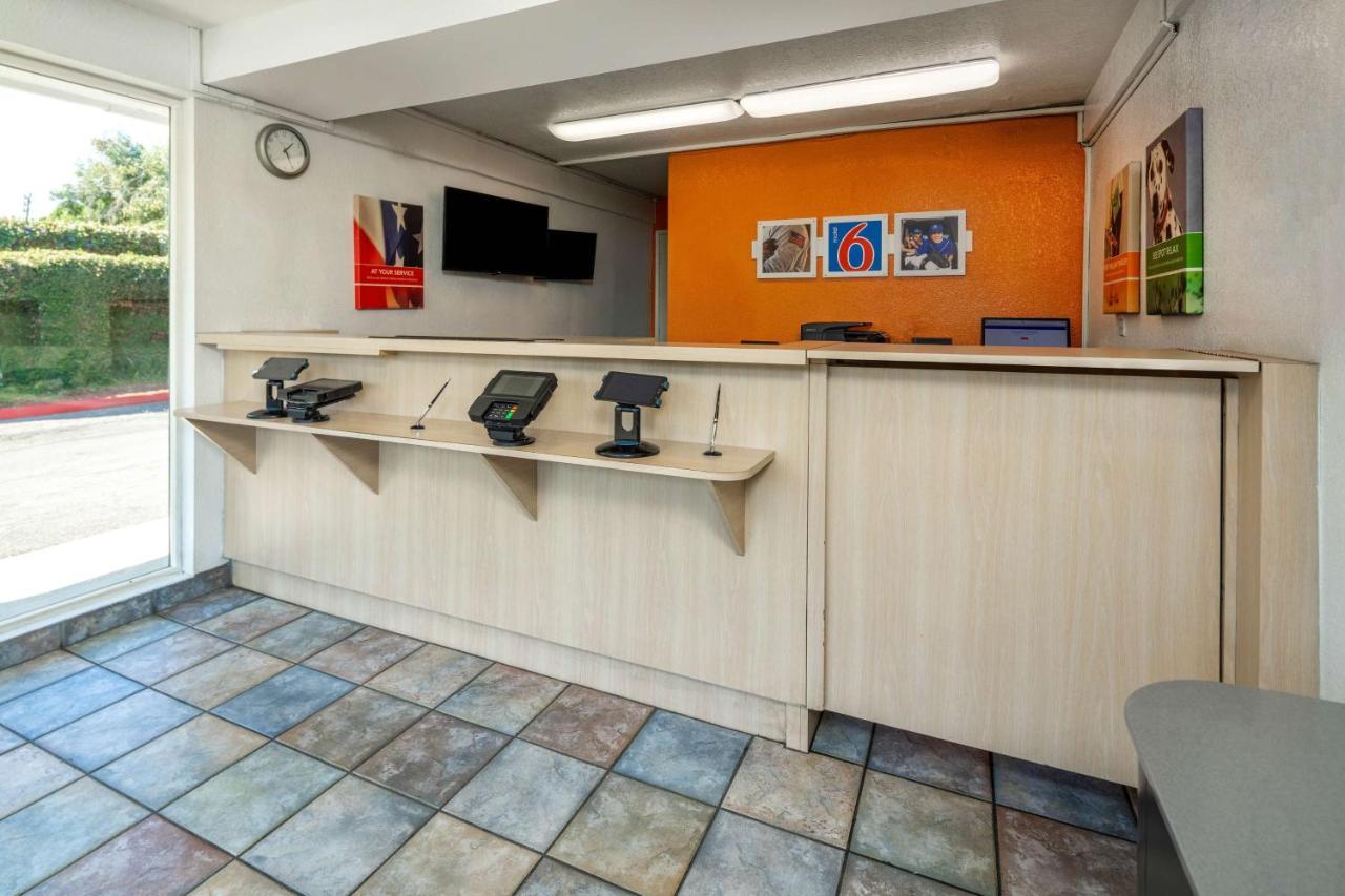 Motel 6-Sepulveda, Ca - Los Angeles - Van Nuys - North Hills Exterior photo